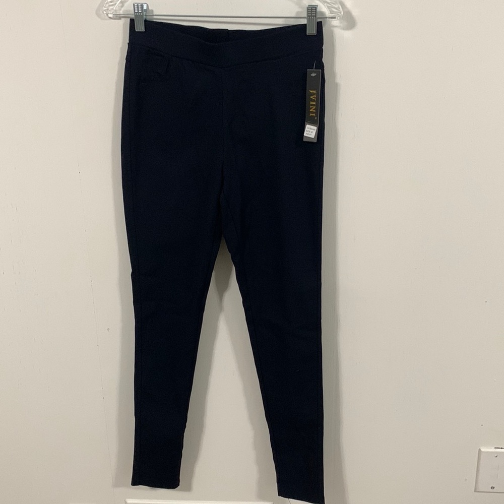 Jvini Stetch leggings *Run Small* tag says Medium, see measurements small? NWT